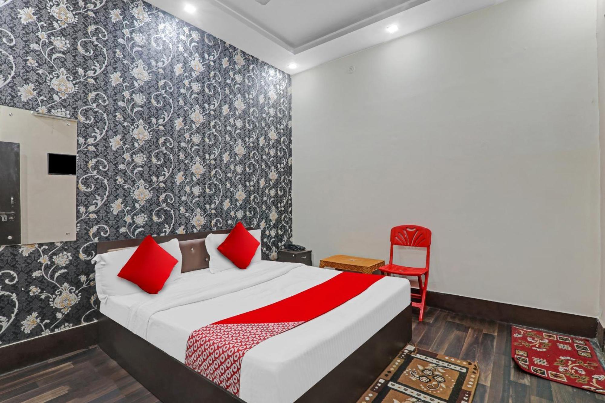 Hotel O New Pacifica Grand Near Phoenix United Лакхнау Экстерьер фото