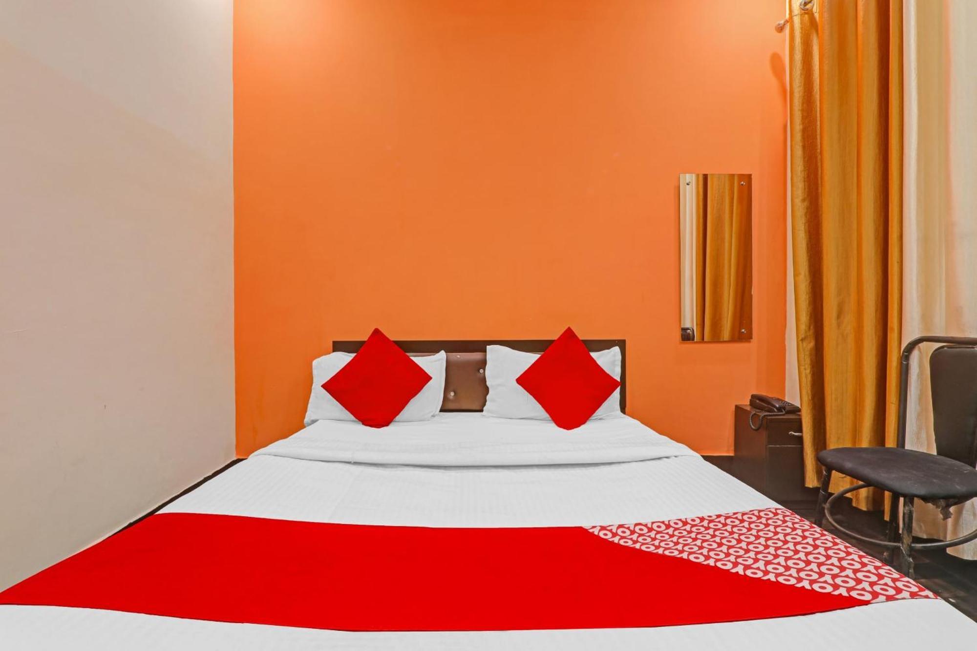 Hotel O New Pacifica Grand Near Phoenix United Лакхнау Экстерьер фото